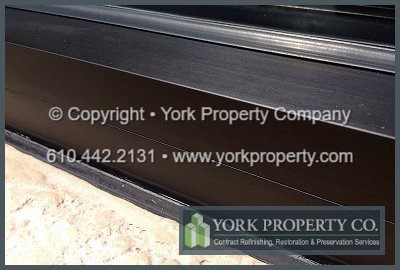 Clean dirty anodized aluminum window frames.