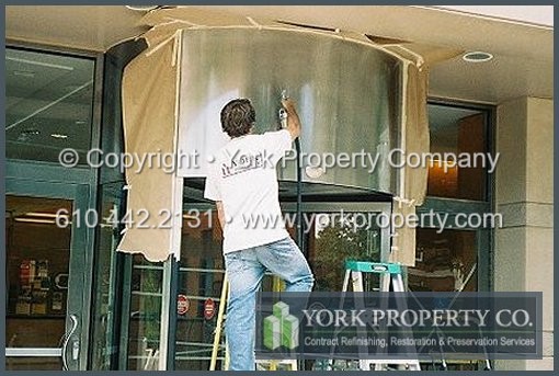 We are experts at oxidized anodized aluminum cladding green chemical cleaning, weathered anodized aluminum panel restoration, stained anodized aluminum building façade panel refinishing and faded anodized aluminum storefront window frame maintenance.