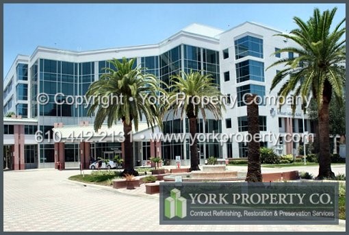 Anodized aluminum polishing, anodized aluminum restoration, anodized aluminum brightening and anodized aluminum refinishing systems clean, repair, resurface, recondition, restore, renew, refurbish, brighten and rejuvenate anodized aluminum.